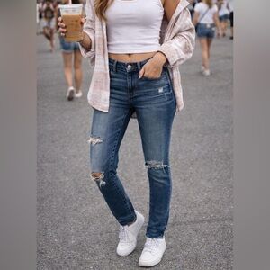 American Eagle Distressed Skinny Jeans Sz 8 Short Y2K Low Rise Festival Casual